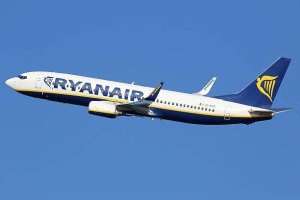 Ryanair anunţă rezervări puternice pentru vară şi tarife stabile